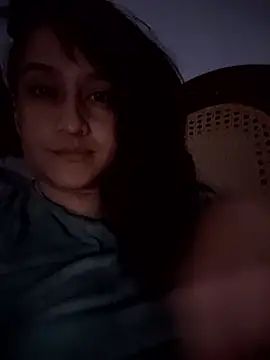 Snapshot of valery506 chatting on February 10, 7:29 am valery506 online show from February 10, 7:29 am