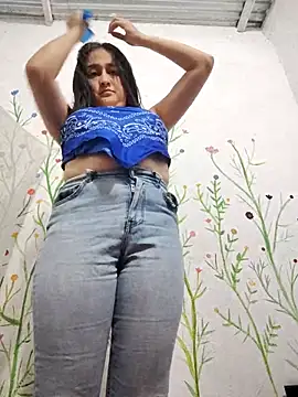 valery506 online show from October 15, 2:32 am