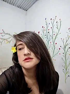 Snapshot of valery506 chatting on February 15, 3:07 am valery506 online show from February 15, 3:07 am