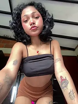 Snapshot of Cataleya_naz chatting on October 3, 2:07 pm Cataleya naz online show from October 3, 2:07 pm