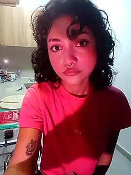 Snapshot of Cataleya_naz chatting on October 21, 12:32 am Cataleya naz online show from October 21, 12:32 am