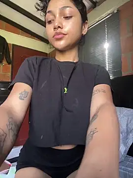 Snapshot of Cataleya_naz chatting on October 2, 9:07 pm Cataleya naz online show from October 2, 9:07 pm