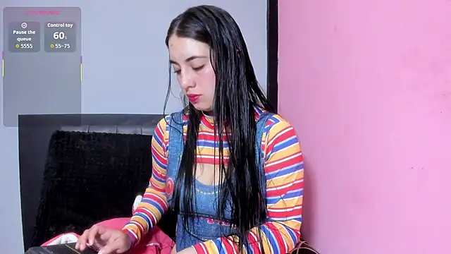 brittanyy20 online show from March 22, 9:00 am