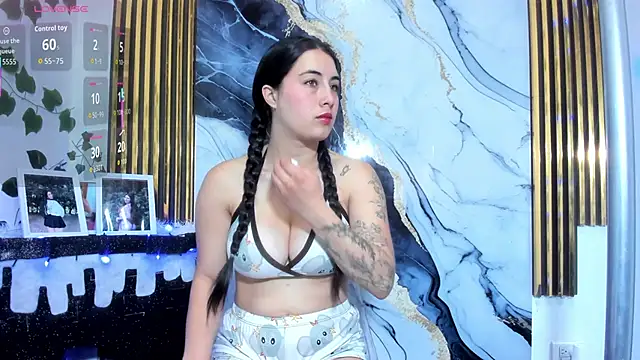 brittanyy20 online show from January 15, 9:56 am