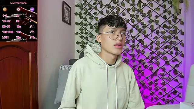 bellmontneon online show from January 7, 11:15 am