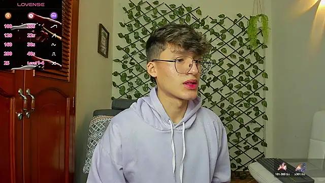 bellmontneon online show from November 14, 11:25 am