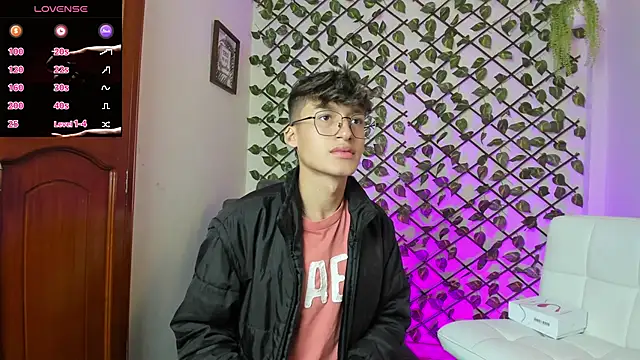 bellmontneon online show from January 8, 12:55 pm