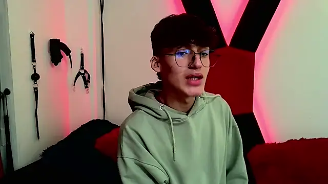 bellmontneon online show from November 11, 11:16 am