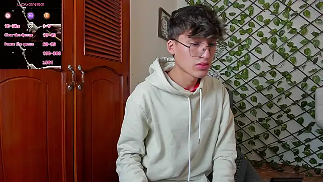 bellmontneon online show from December 2, 11:12 am