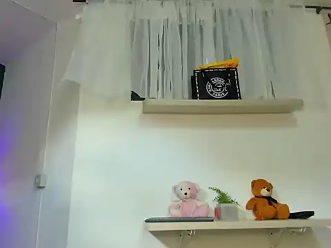 Snapshot of prettygirl691 chatting on September 23, 7:21 pm prettygirl691 online show from September 23, 7:21 pm