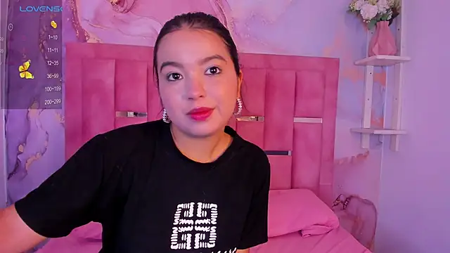 LunaWiill  online show from September 28, 4:36 pm