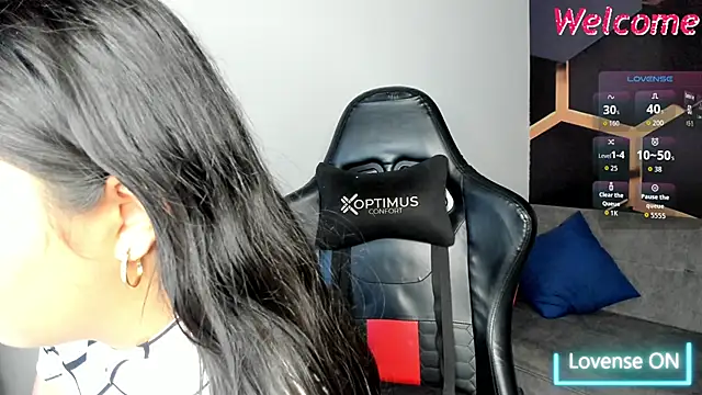 LunaWiill  online show from January 17, 9:40 pm