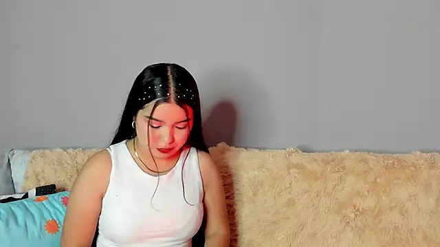 LunaWiill  online show from February 11, 7:58 pm