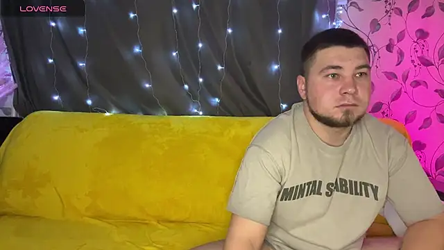 coupleinspire online show from December 19, 9:39 pm