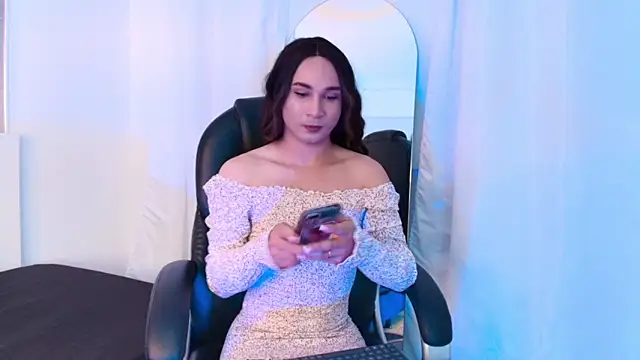 Snapshot of Juanita__acosta1 chatting on September 29, 12:22 pm Juanita acosta1 online show from September 29, 12:22 pm