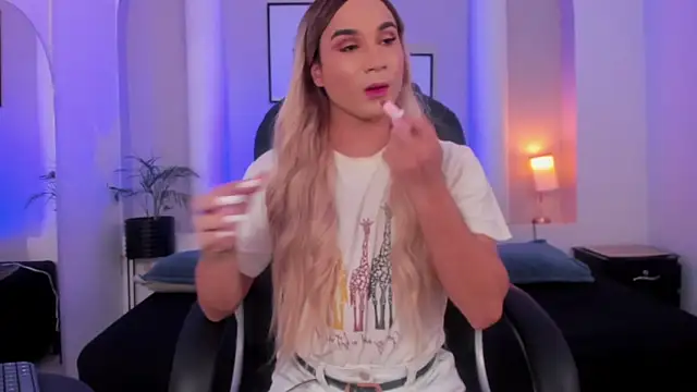 Juanita  acosta1 online show from January 17, 5:44 am