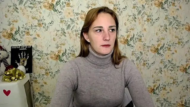 Snapshot of Milana_Cutie_ chatting on October 14, 5:52 am Milana Cutie online show from October 14, 5:52 am