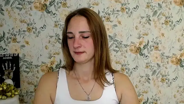 Snapshot of Milana_Cutie_ chatting on September 19, 7:34 am Milana Cutie online show from September 19, 7:34 am