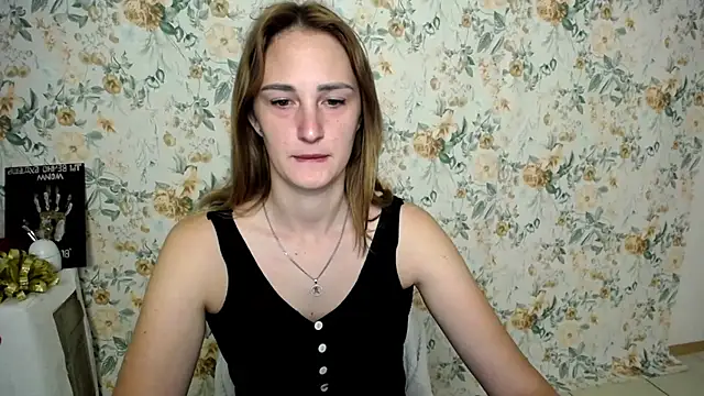 Snapshot of Milana_Cutie_ chatting on September 23, 5:47 am Milana Cutie online show from September 23, 5:47 am