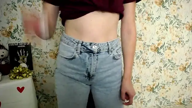 Snapshot of Milana_Cutie_ chatting on September 20, 6:51 am Milana Cutie online show from September 20, 6:51 am