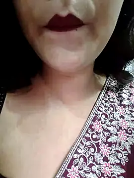 Snapshot of Bhaavyasingh chatting on November 1, 10:25 pm Bhaavyasingh online show from November 1, 10:25 pm