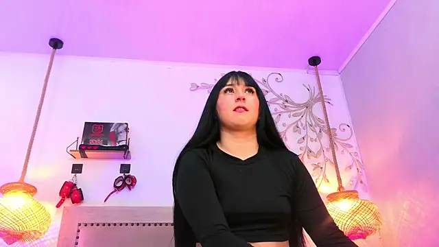 Snapshot of Daphnee-x chatting on November 7, 11:26 am Daphnee-x online show from November 7, 11:26 am