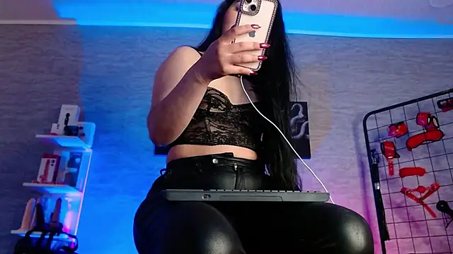 Daphnee-x online show from January 14, 11:47 am