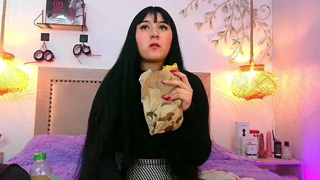 Snapshot of Daphnee-x chatting on November 12, 11:36 am Daphnee-x online show from November 12, 11:36 am