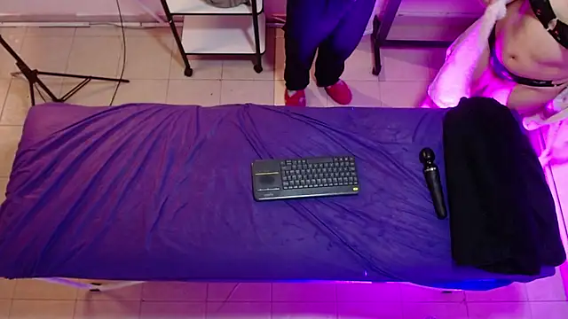 Daphnee-x online show from January 9, 12:12 pm