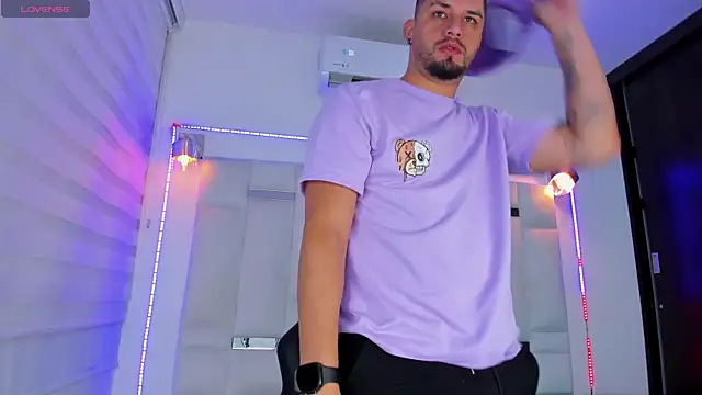 Jacob19  online show from September 20, 12:32 pm