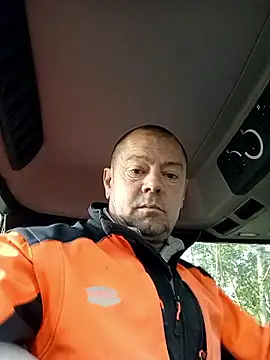 Snapshot of hugoboys4576 chatting on October 7, 6:58 am hugoboys4576 online show from October 7, 6:58 am