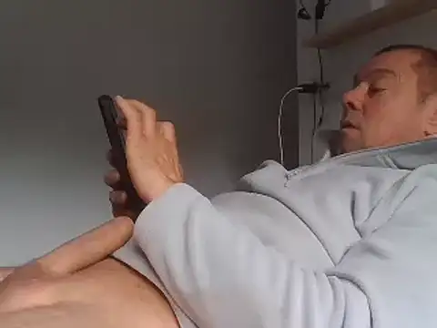 hugoboys4576 online show from October 28, 11:20 am