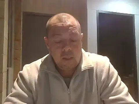 hugoboys4576 online show from November 5, 4:43 pm