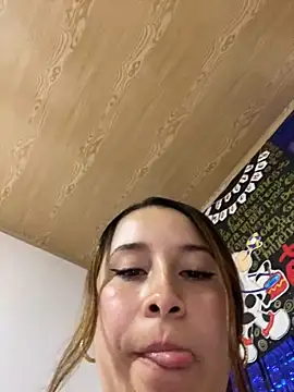 Snapshot of Swet_Violet chatting on September 23, 9:55 pm Swet Violet online show from September 23, 9:55 pm