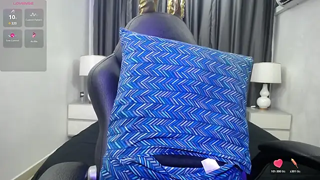 Snapshot of kashvi_ chatting on December 3, 7:24 pm kashvi online show from December 3, 7:24 pm