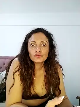 dulcefanny online show from September 18, 6:11 pm