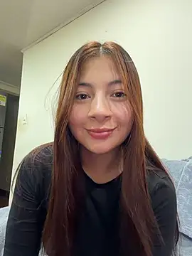 Karlee Grey1 online show from May 9, 3:32 am