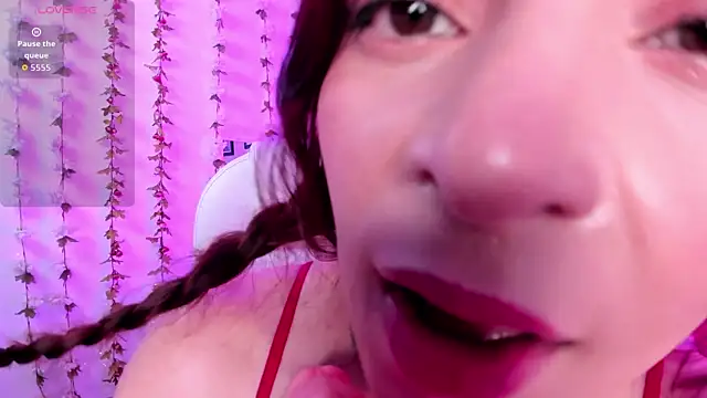 Snapshot of Jenniekim_18 chatting on October 16, 11:51 am Jenniekim 18 online show from October 16, 11:51 am