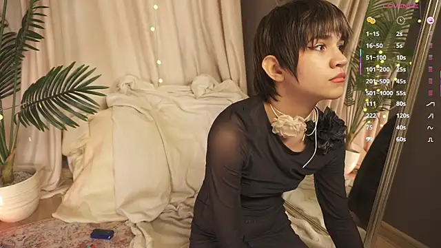 Snapshot of sandzu_ chatting on October 25, 8:31 pm sandzu  online show from October 25, 8:31 pm