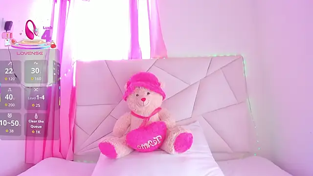 CatalinaBel online show from October 10, 6:09 pm