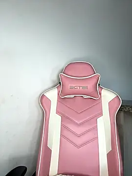 CatalinaBel online show from September 27, 6:14 pm