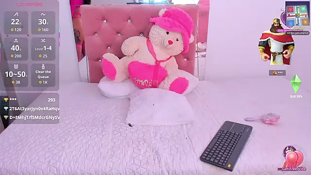 CatalinaBel online show from October 23, 6:06 pm