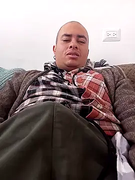 Snapshot of MarlonRav7 chatting on October 17, 2:41 pm MarlonRav7 online show from October 17, 2:41 pm