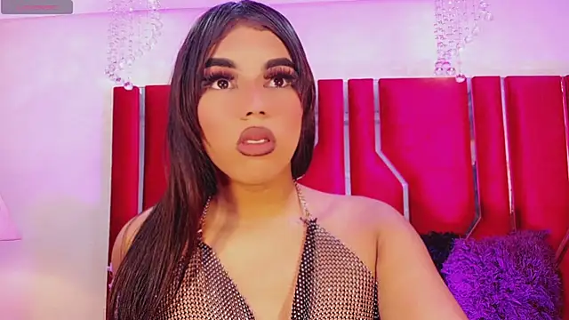 Snapshot of AithanaBlaze chatting on November 10, 4:23 pm AithanaBlaze online show from November 10, 4:23 pm