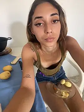 loirinhaaa online show from October 28, 3:00 pm