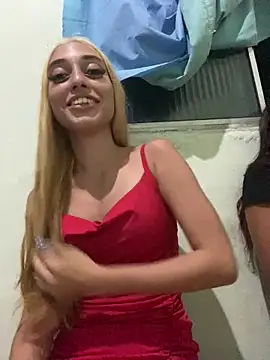 loirinhaaa online show from April 12, 2:15 am