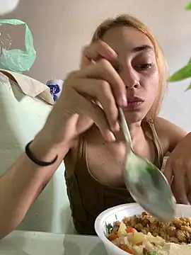 Snapshot of loirinhaaa chatting on March 3, 5:09 pm loirinhaaa online show from March 3, 5:09 pm