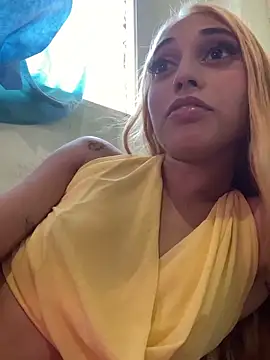 loirinhaaa online show from April 9, 6:58 pm