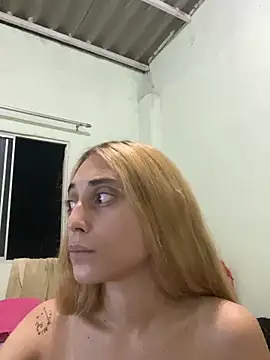 loirinhaaa online show from April 2, 10:27 pm