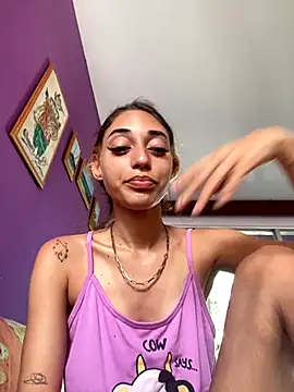 loirinhaaa online show from October 26, 6:19 pm